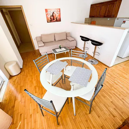 Vacation Croatia شقة