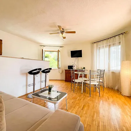 Apartment Vacation Croatia *